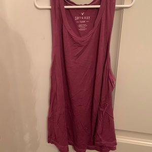 American Eagle pink tank.